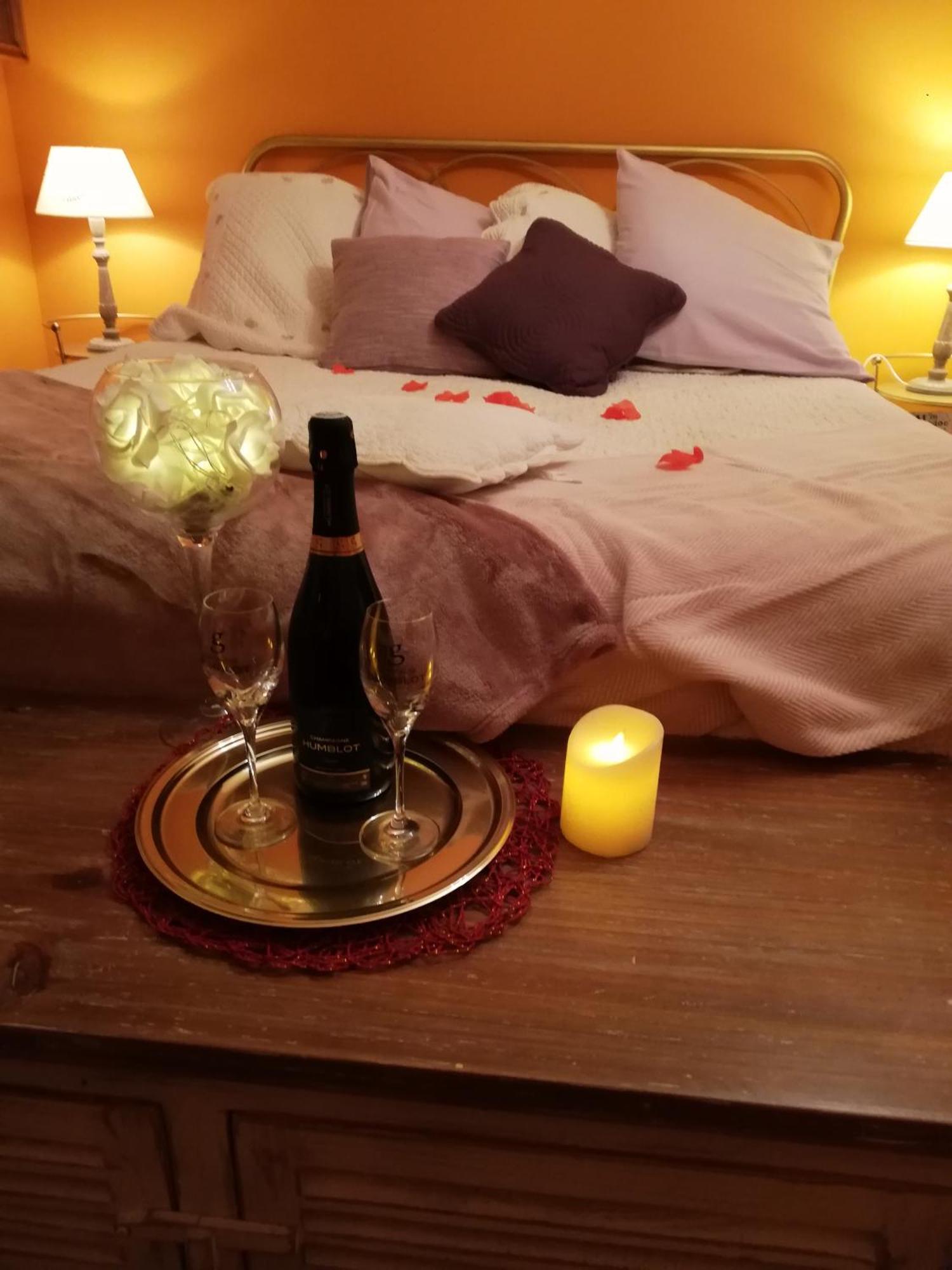 La Mancine Laulan Bed and Breakfast Jau-Dignac-et-Loirac Εξωτερικό φωτογραφία